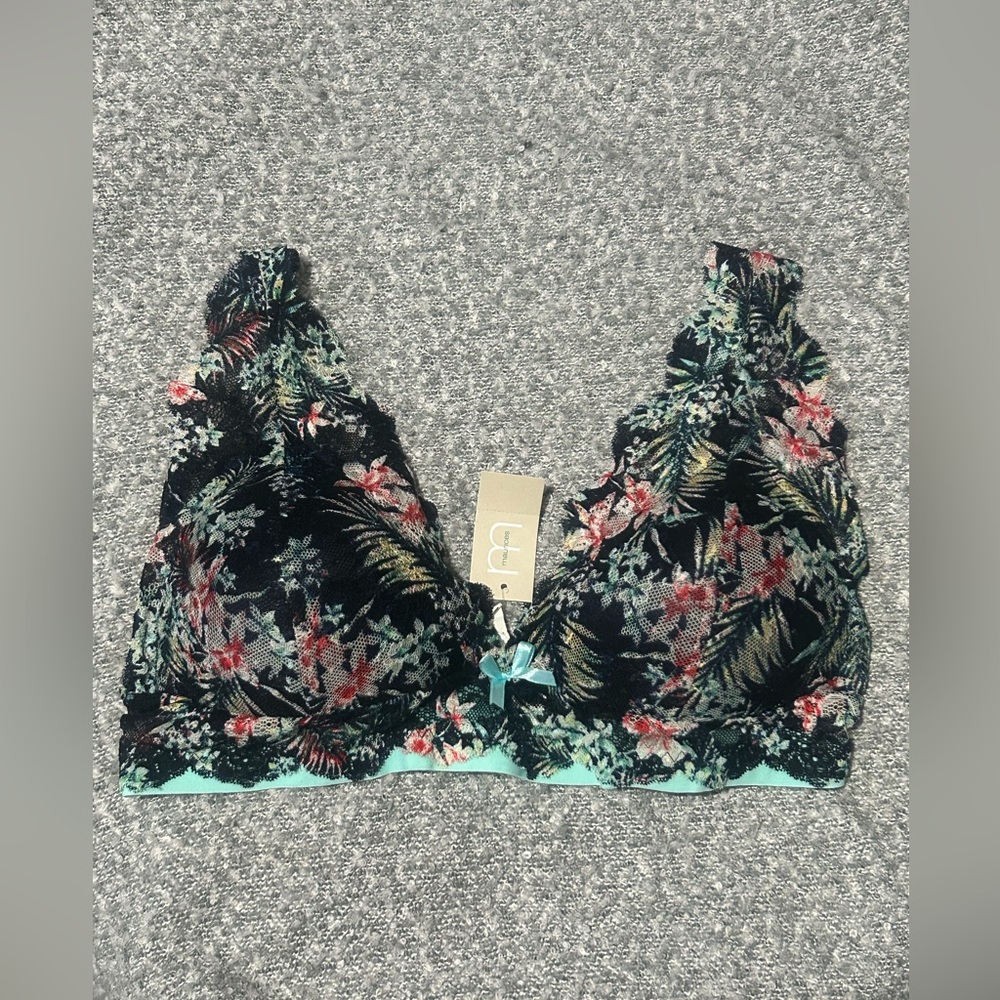 Maurices Vintage Lace Bralette Medium